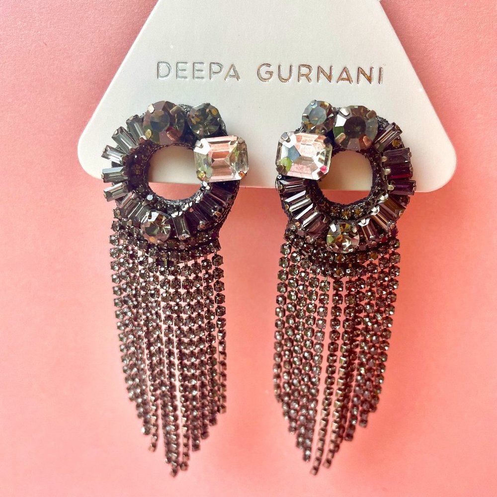 NWT Deepa Gurnani Crystal Rhinestone Chandelier Earrings-Silver Gunmetal Grey